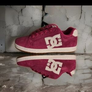 Women's DC Gaveler Low Top Skate Shoes - Berry